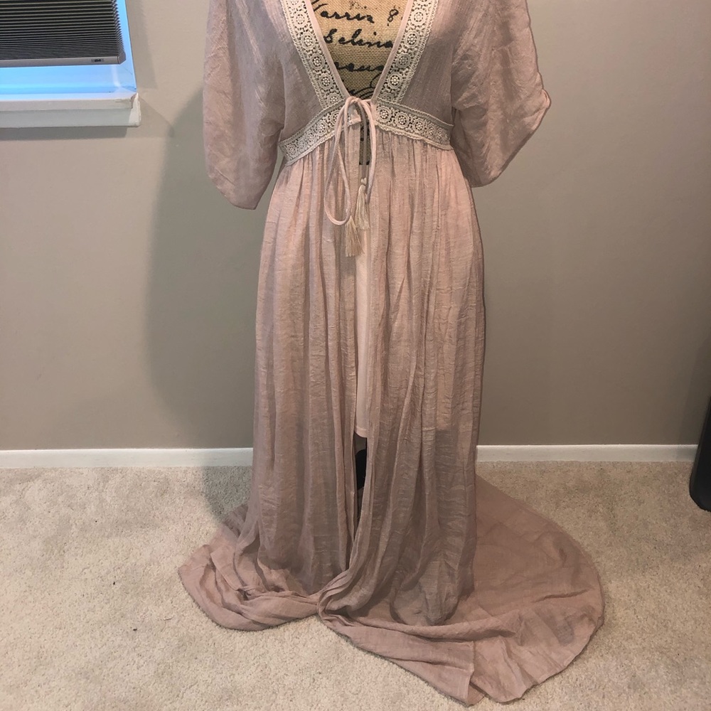 Blush kimono